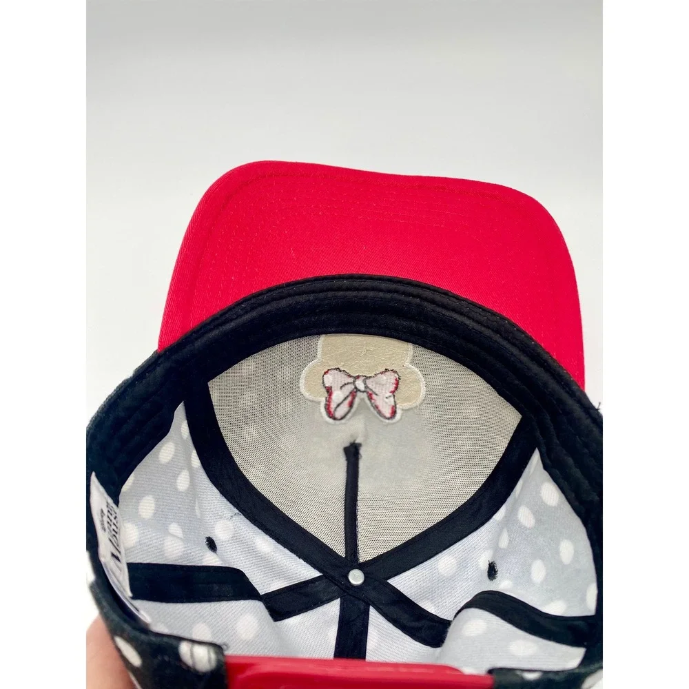 Disney Minnie Mouse Polka Dot Snapback Hat Black Red Flat Brim Sequin Patch Cap